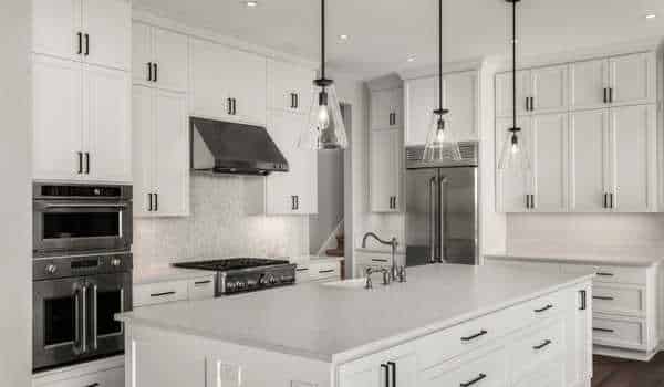Bright and White Kitchen Cabinet