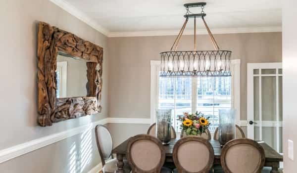 Are there any kitchen valance styles that complement farmhouse decor
