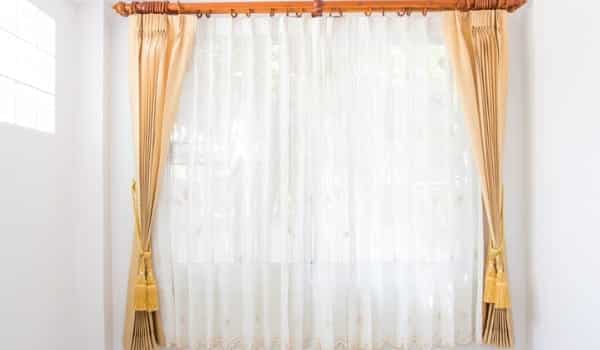 Curtain and Valance Style