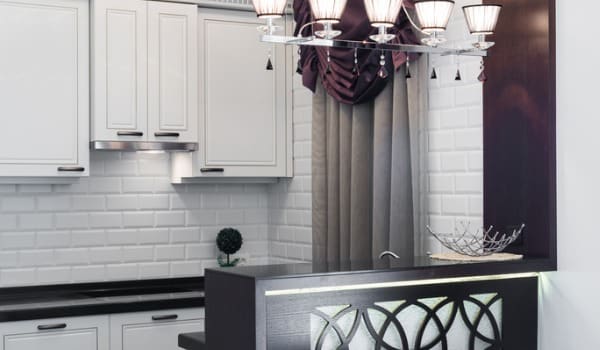 What is a valance in a kitchen?